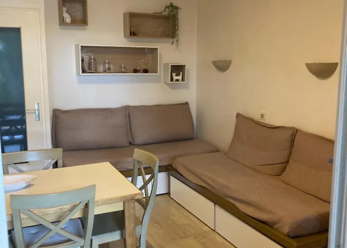 Cosy Deux Pieces Cote Pinede Apartmán